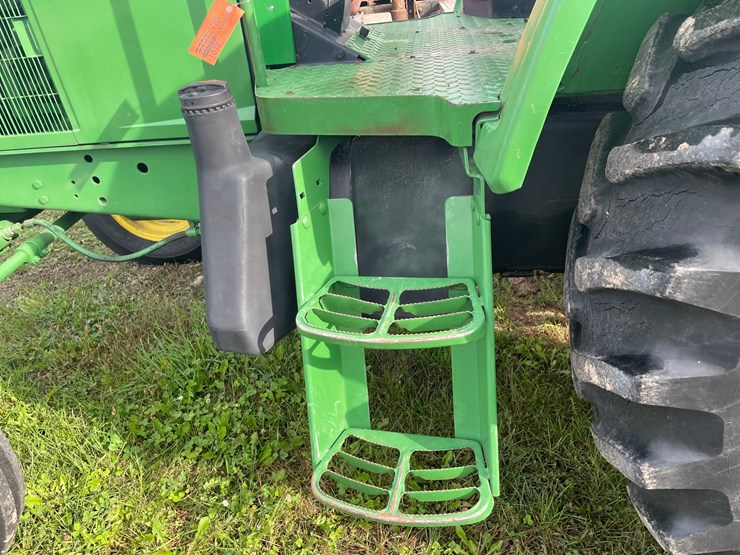 john-deere-6405-image-9