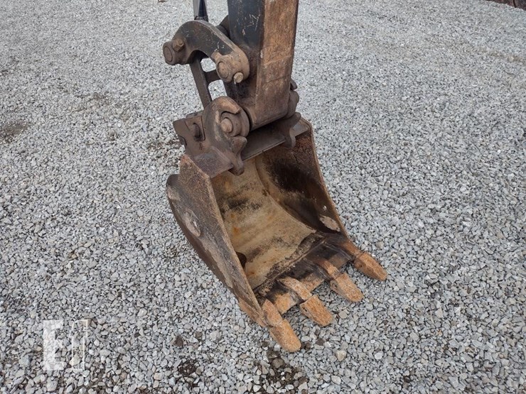 2015-deere-35g-image-21