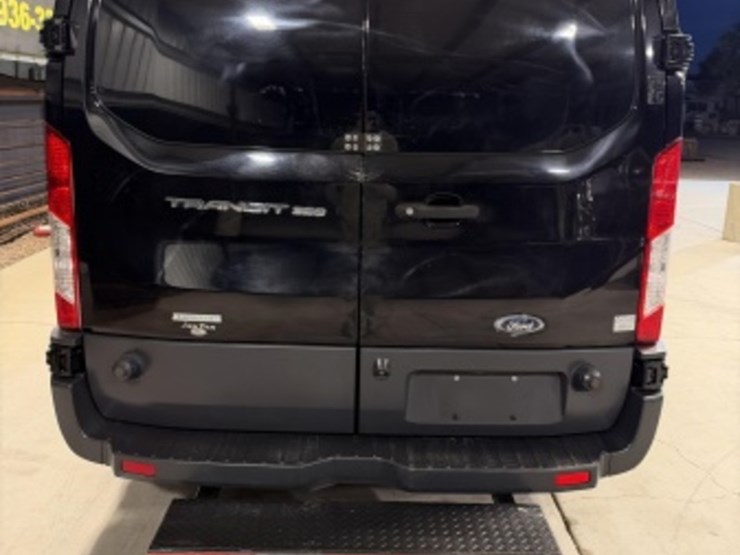 2018-ford-transit-image-7