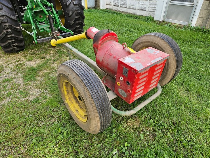 #8717-•-winpower-towable-generator-image-3