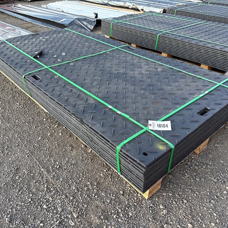#1029 • QTY(12) 4' X 8' GROUND PROTECTION MATS