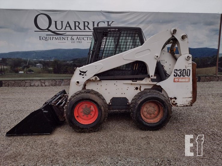 2009-bobcat-s300-image-1