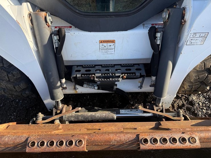 2018-bobcat-s550-image-10