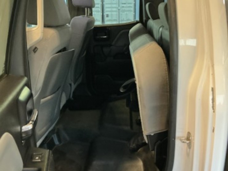 2014-chevrolet-silverado-1500-image-24