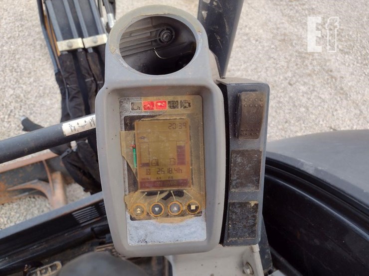 2017-deere-30g-image-7