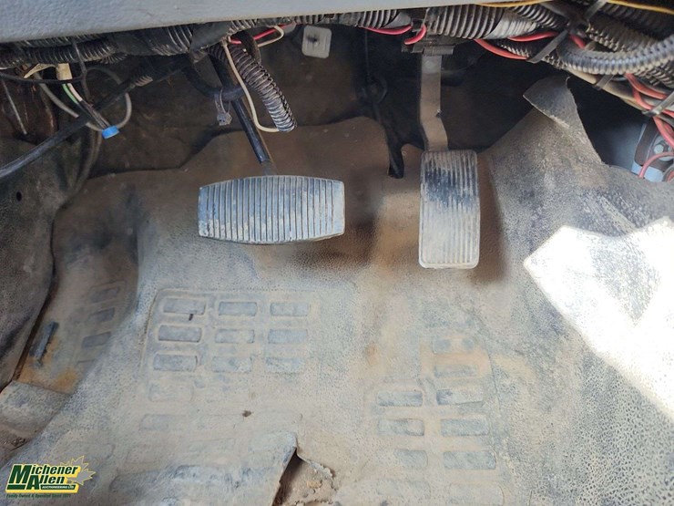 2012-ford-f550-image-26