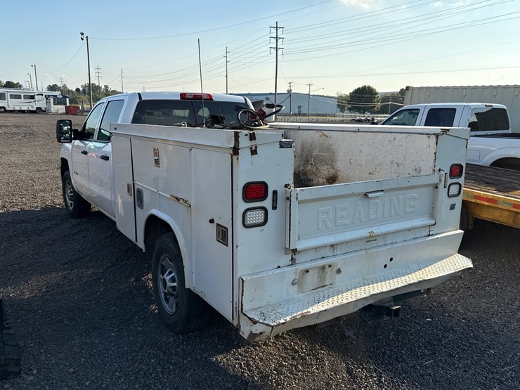 2016-chevrolet-2500-image-12
