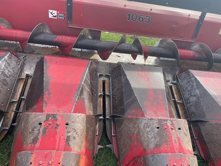 case-ih-1063-image-5