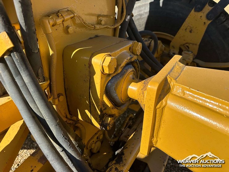 caterpillar-140m-image-22