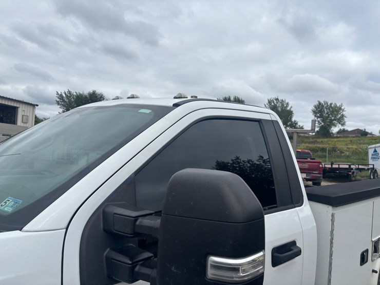 2022-ford-f250-image-9