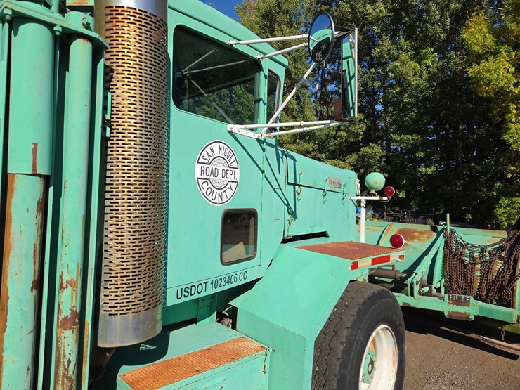 #3410-•-1974-oshkosh-p2025-1e1-plow-truck-image-17