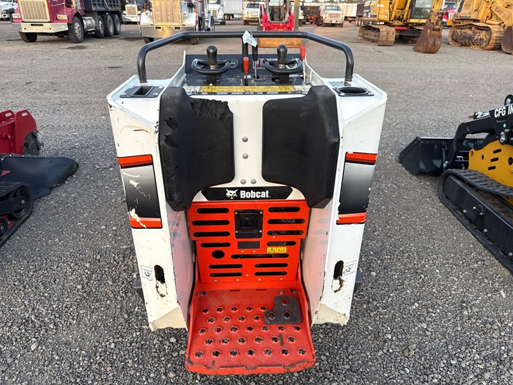 2023-bobcat-mt100-image-7