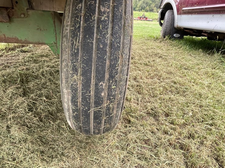john-deere-16-image-29