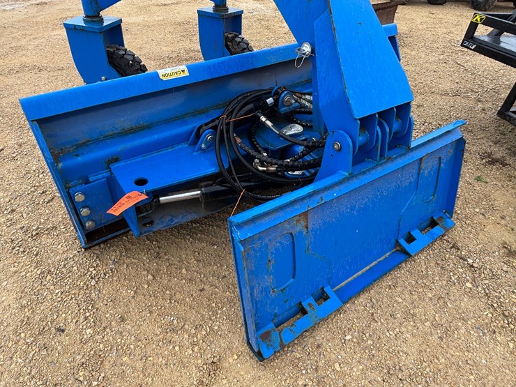 #1336-•-2022-topcat-sssg72-dozer-blade-image-23