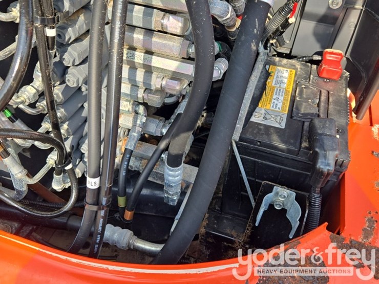2022-kubota-kx040-4-image-38
