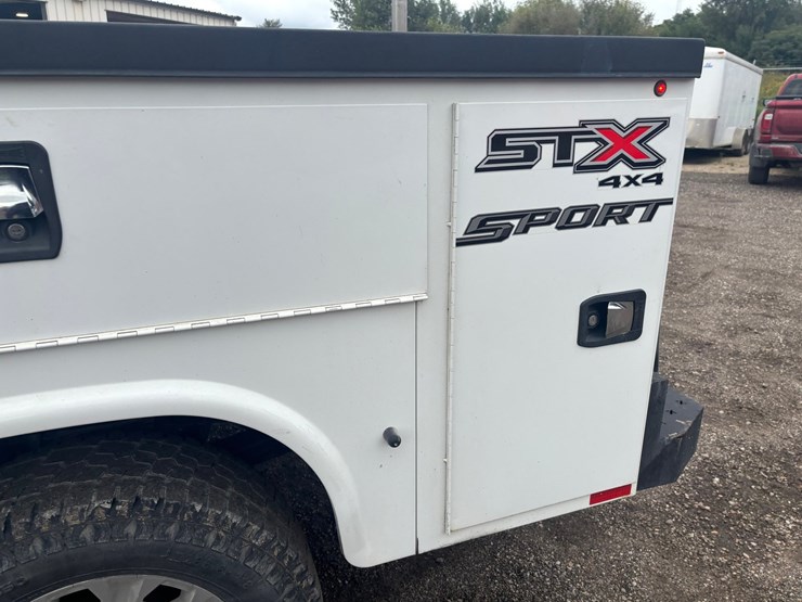 2022-ford-f250-image-56
