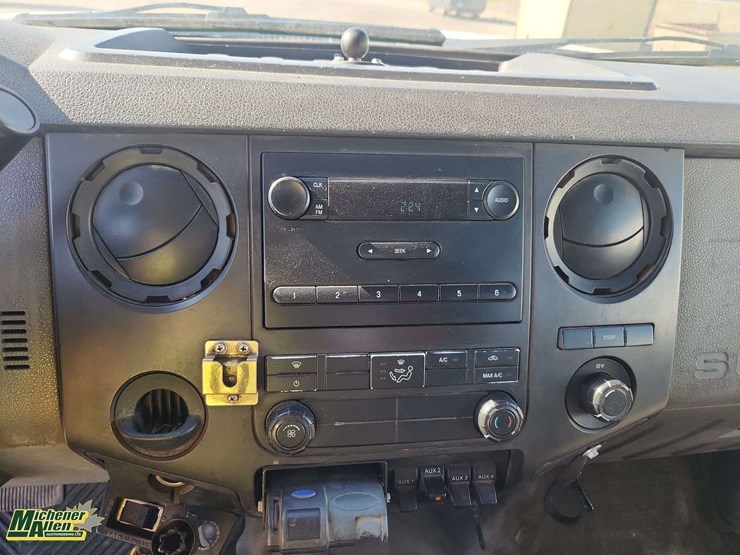 2011-ford-f550-image-20
