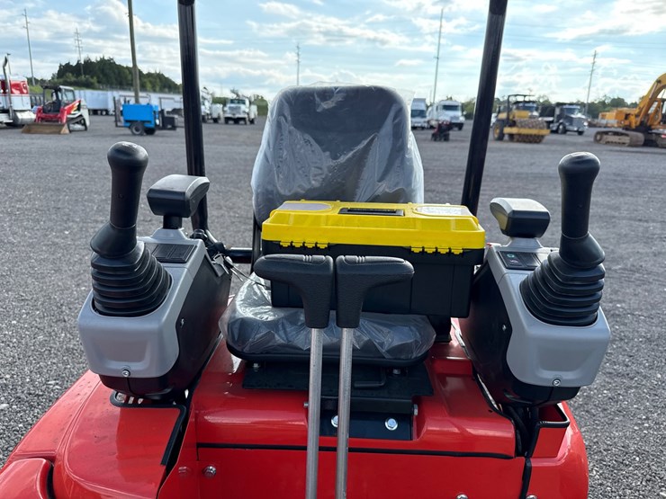 #1074-•-2026-tpm-20kh-mini-excavator-image-10