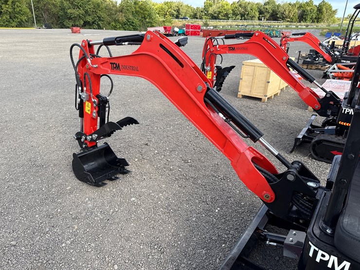 #1072-•-2026-tpm-18hh-mini-excavator-image-8