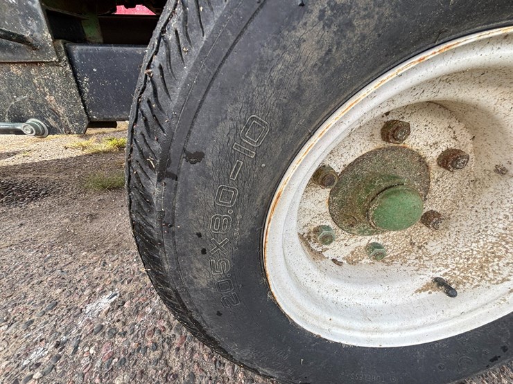 john-deere-643-image-25