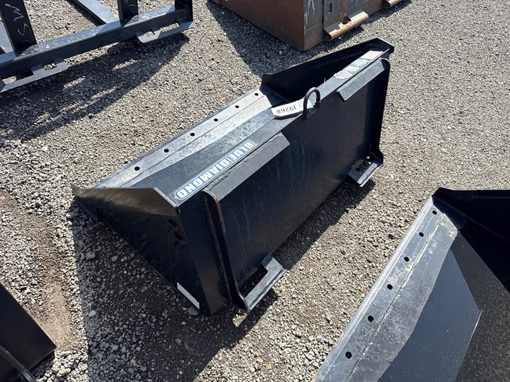 #2039-•-blue-diamond-44"-mini-skid-steer-smooth-bucket-image-3