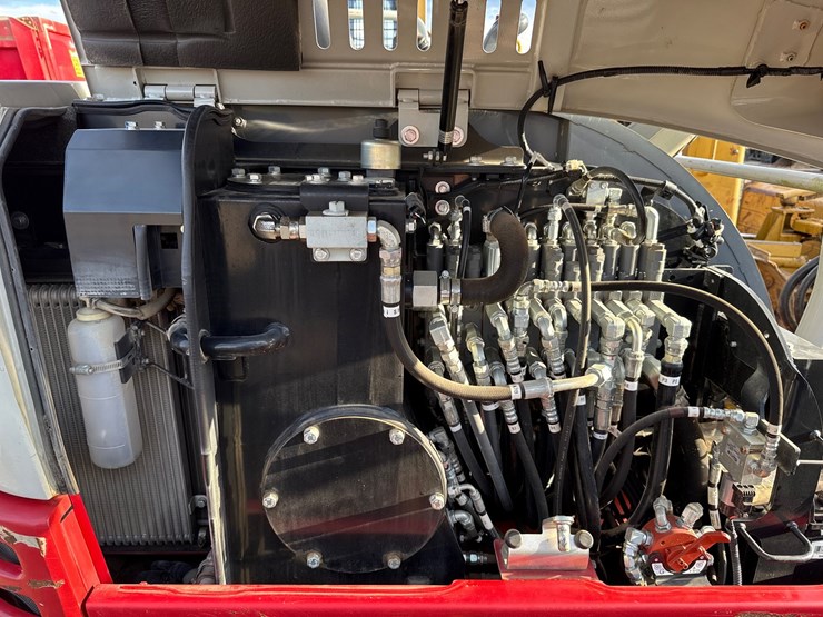takeuchi-tb230-image-8