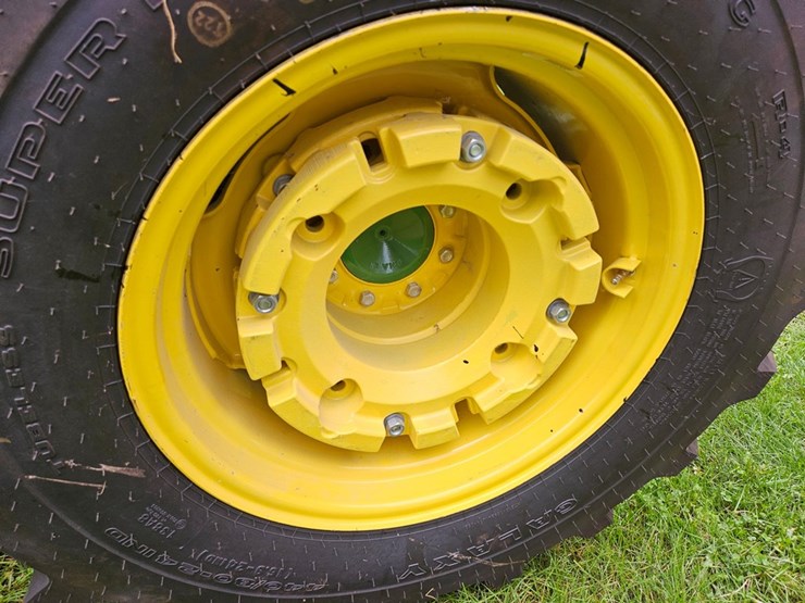 john-deere-4066m-image-46