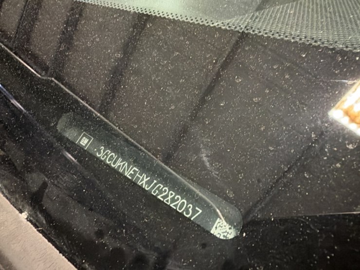 2018-chevrolet-silverado-1500-image-17