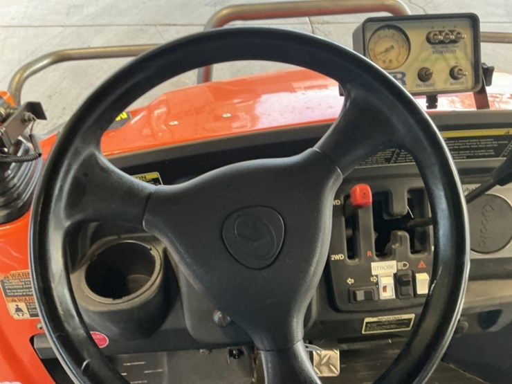2013-kubota-rtv900-image-16