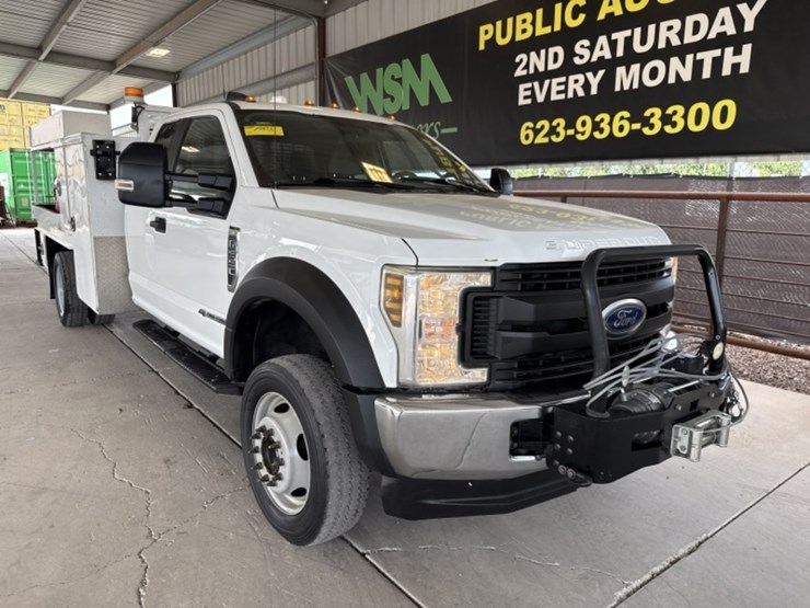 2019-ford-f550-image-2