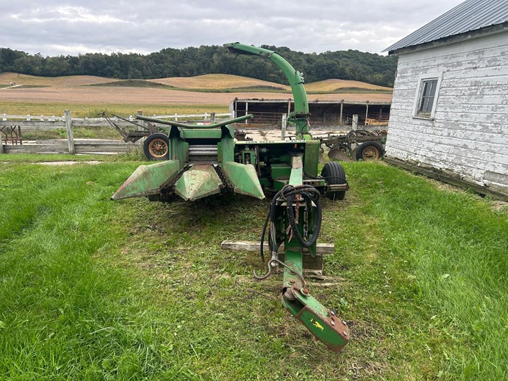 john-deere-3970-image-2