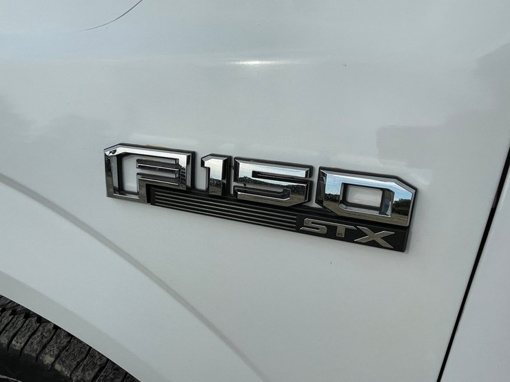 2020-ford-f150-image-10