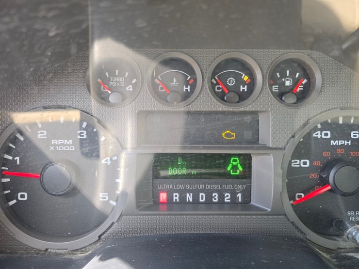2008-ford-f550-image-24