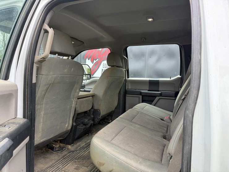 2017-ford-f350-image-28