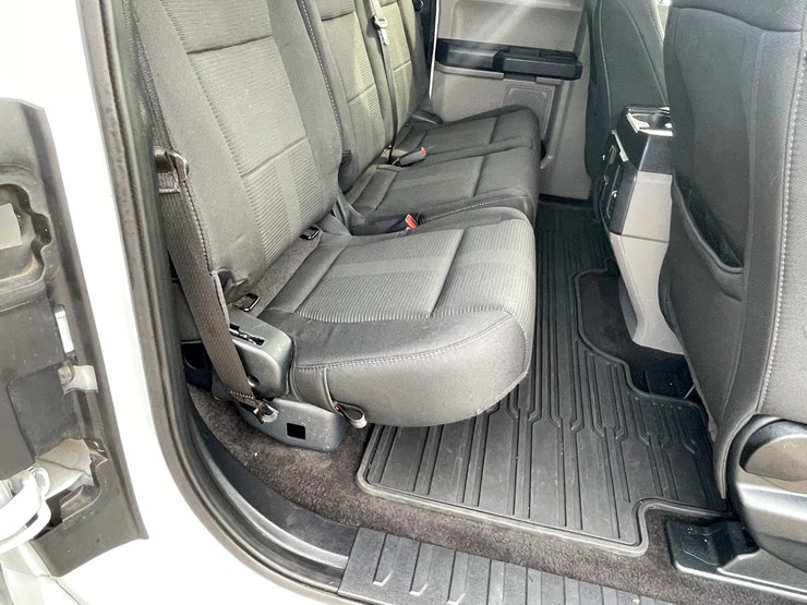 2020-ford-f150-image-35