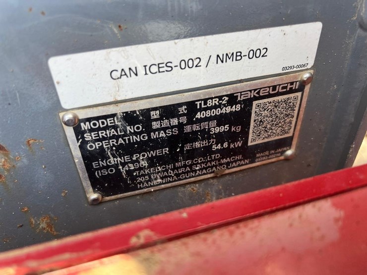 2023-takeuchi-tl8-image-17
