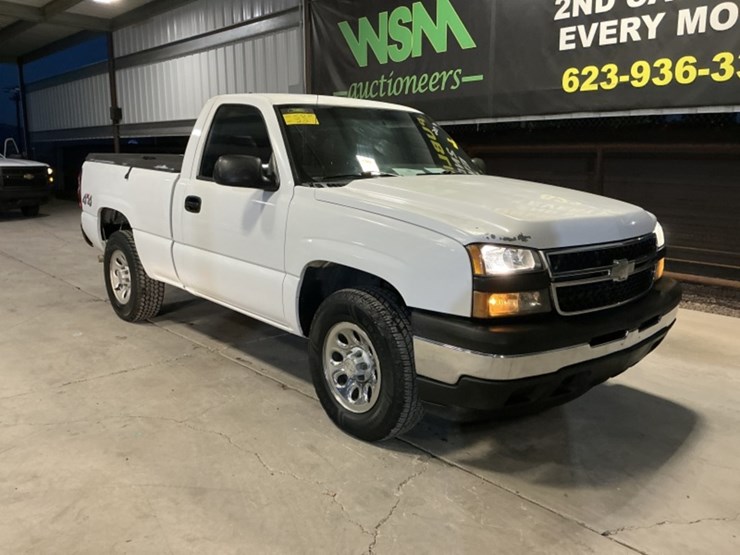 2007-chevrolet-silverado-1500-image-2