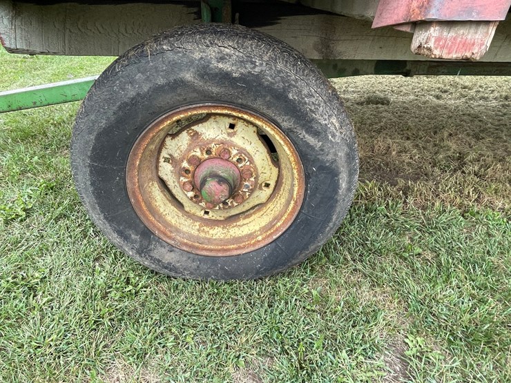 john-deere-16-image-23