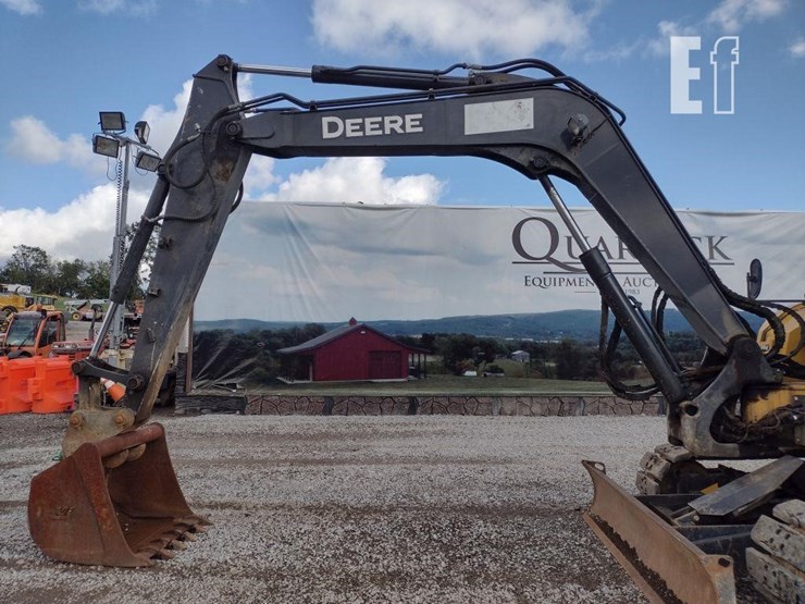 2018-deere-85g-image-22