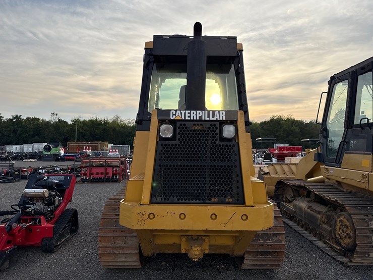 caterpillar-953c-image-10