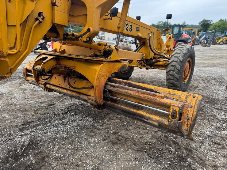 deere-672b-image-16