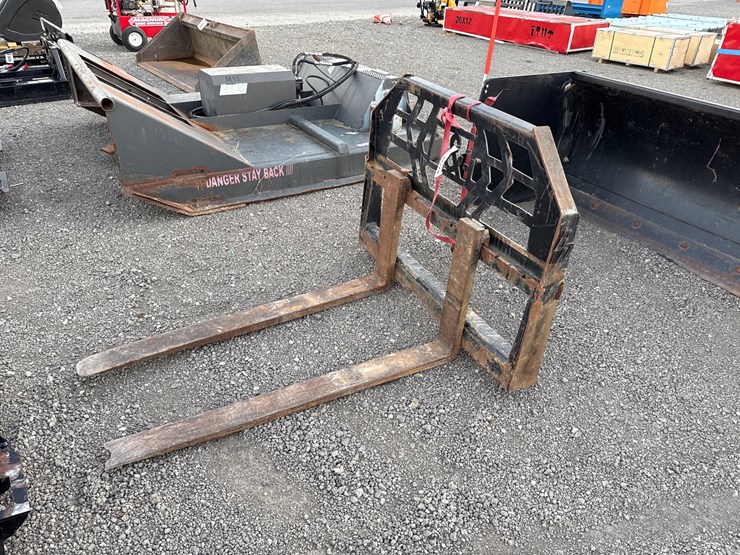 #2010-•-48”-skid-steer-pallet-forks-image-1