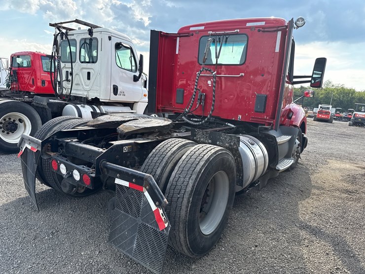 2019-kenworth-t680-image-7