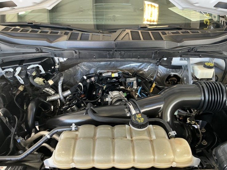 2021-ford-f150-image-10