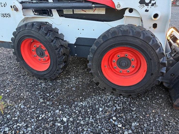 2018-bobcat-s550-image-12