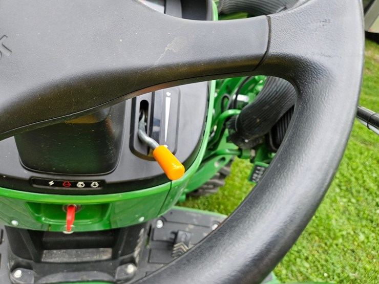 john-deere-4066m-image-34