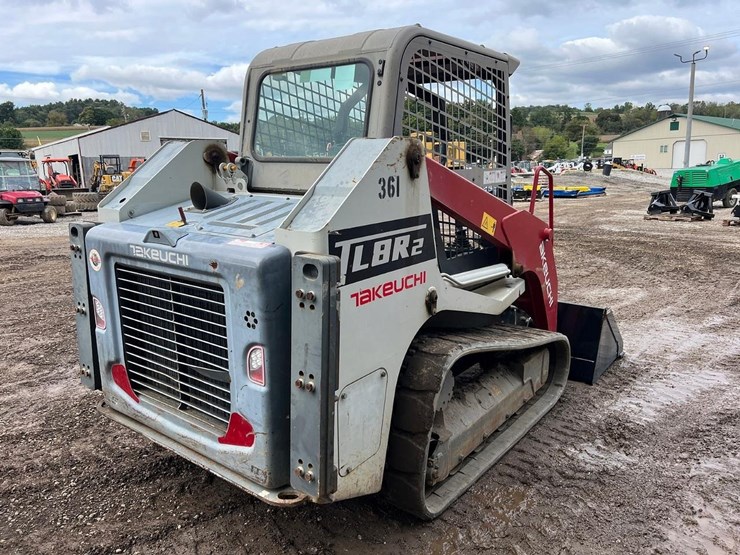 2021-takeuchi-tl8-image-8