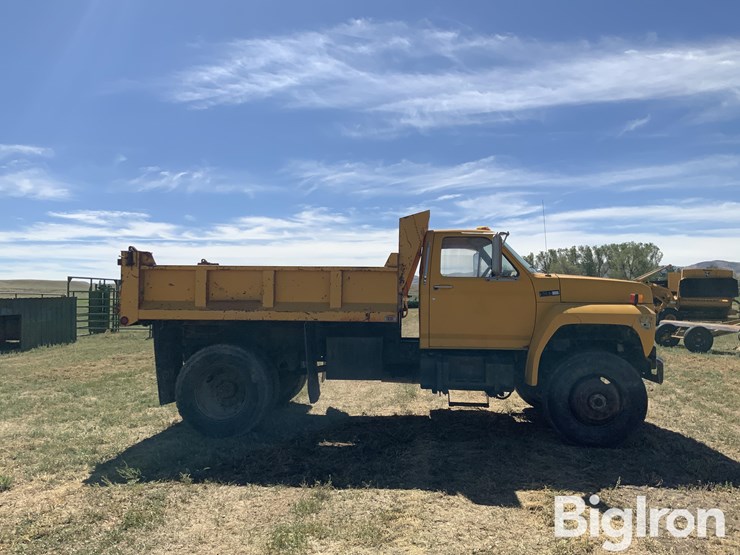 1984-ford-f800-image-4