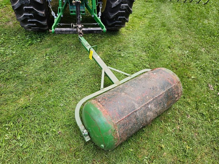 #8731-•-homemade-3'-yard-roller-image-4