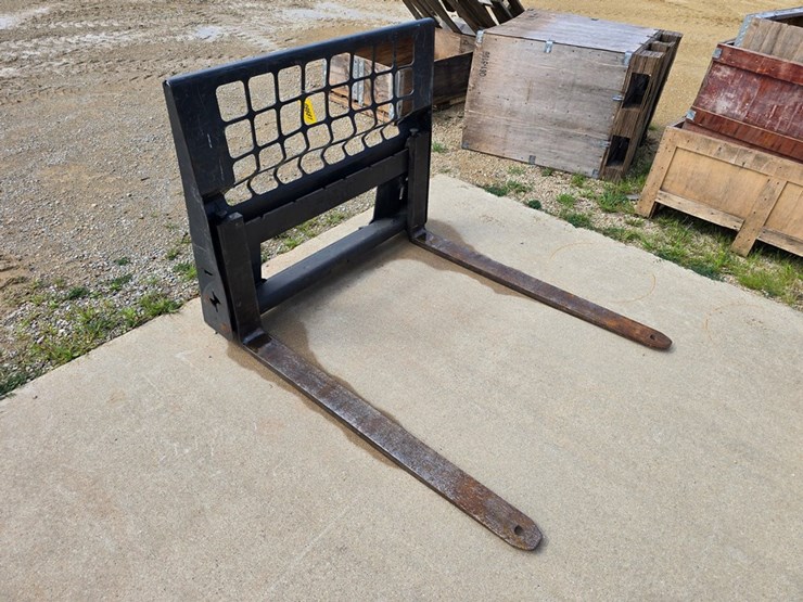 #9681-•-bobcat-48"-pallet-forks-image-5